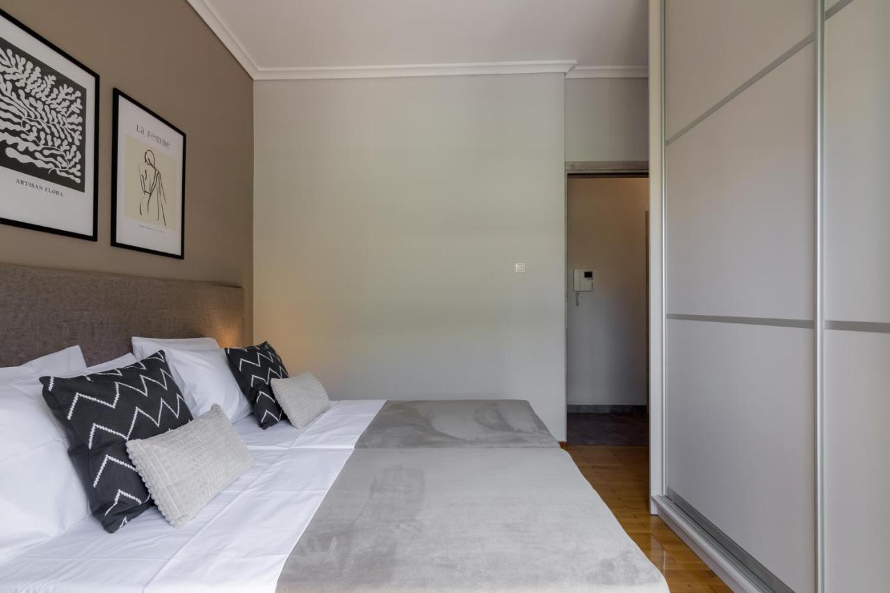 Spacious 2 Bedroom Apartment In Koukaki Athen Exterior foto